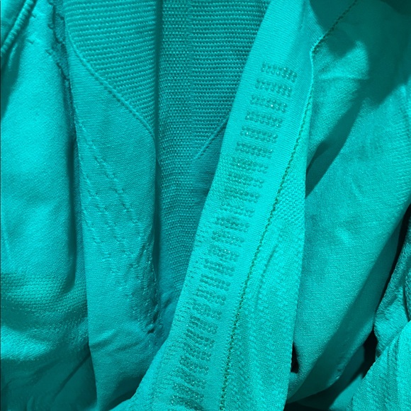 Athleta Momentum seamless Tank top sz sm - Picture 4 of 4